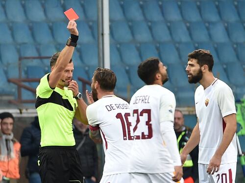 De Rossi espulso con Var per la manata a Lapadula
