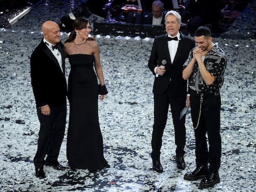 Mahmood conquista l'Ariston: "Sono un ragazzo italiano"