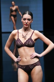 La sfilata al Salon De La Lingeriè dell'intimo francese 2
