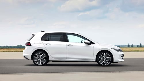 Volkswagen Golf 2024, guarda tutte le foto 14