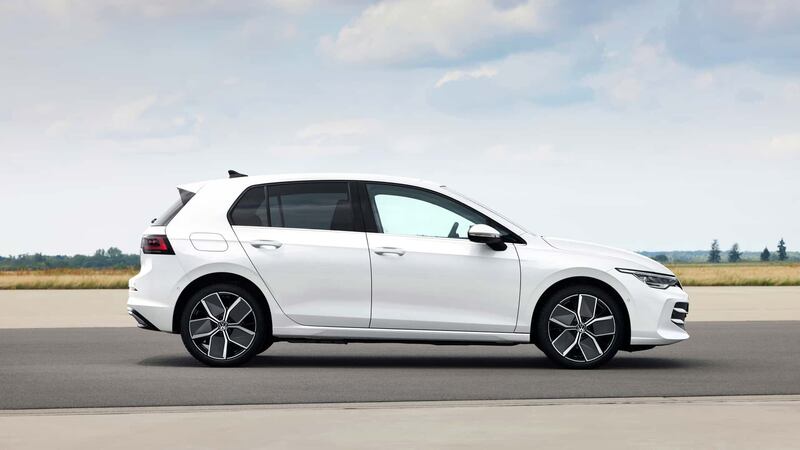 Volkswagen Golf 2024, guarda tutte le foto 14