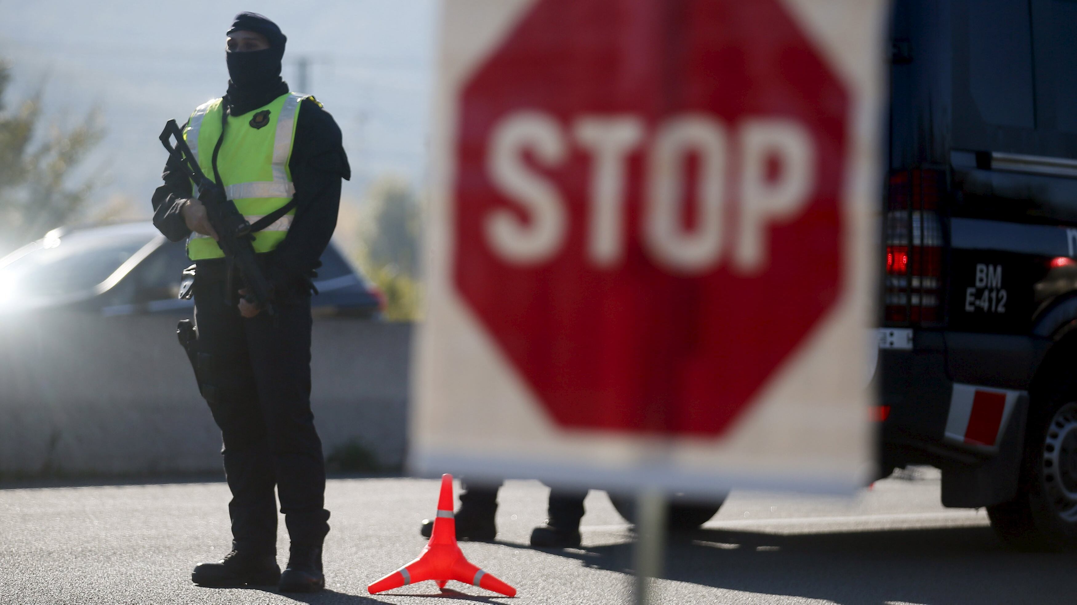 Terrorismo, arrestati sul confine turco britannici con armi e munizioni