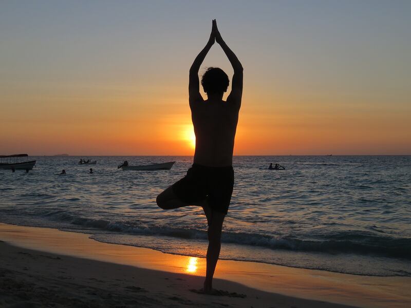 Yoga posizione dell'albero