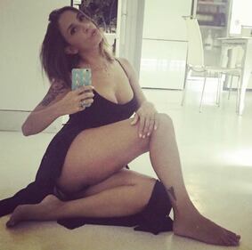  Malena mostra il lato b su Instagram 9