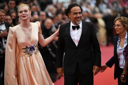 Elle Fanning, al Festival come una principessa 5