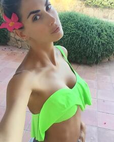Melissa Satta a tutta famiglia con Kevin Prince e Maddox in Sardegna 1