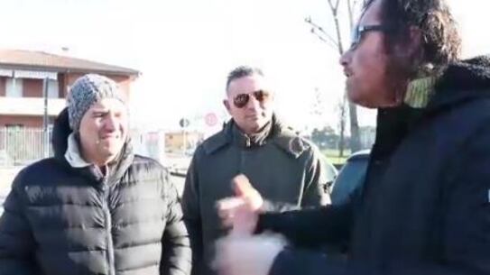 A Goro cacciarono gli immigrati. Ora ospitano famiglia italiana