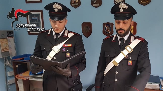 La lite tra parenti finisce a coltellate