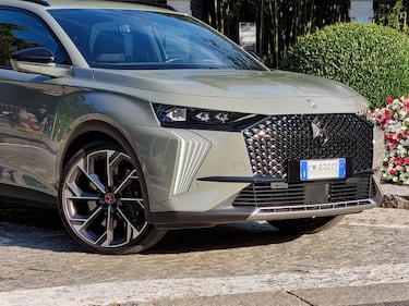 DS 7 E-Tense 4x4, da Milano a Cernobbio: guarda la gallery 6