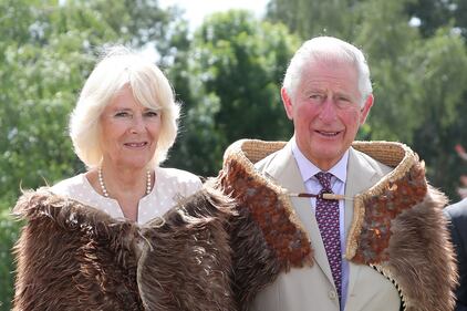 Il principe Carlo e Camilla ricevono il tradizionale saluto Maori 7