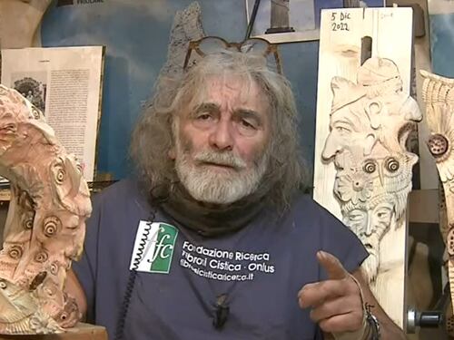 "Le risse dei capponi...". Mauro Corona distrugge Letta&Co