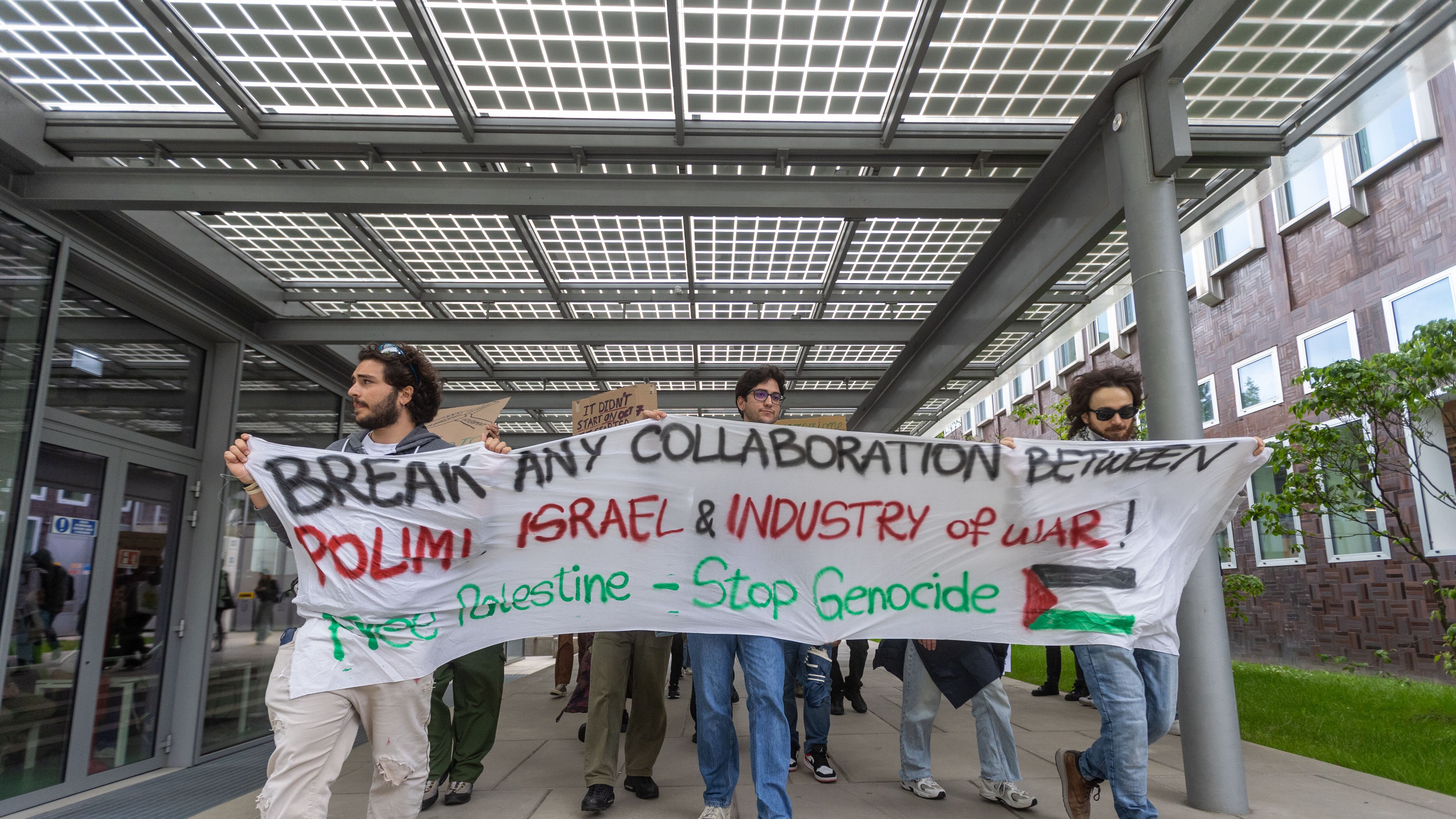 Politecnico, "nascosta" la collaborazione con Israele. Esultano i pro Pal