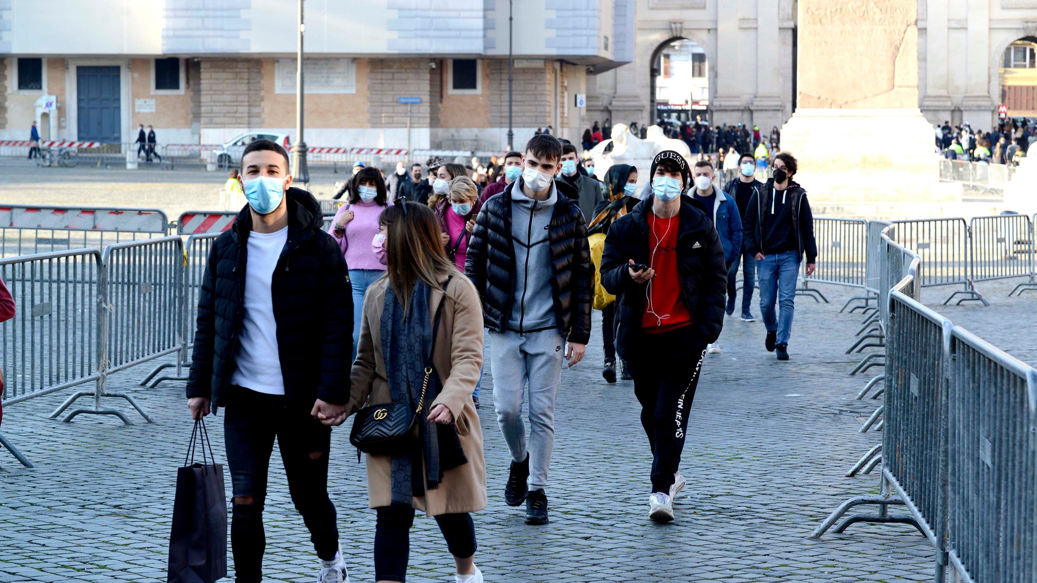 Mascherine obbligatorie fino al 15 giugno: ecco dove si dovranno indossare