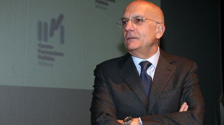 Monti sostiene Albertini. E Bersani si infuria