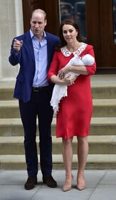 Kate Middleton e il Principe William col Royal Baby 17