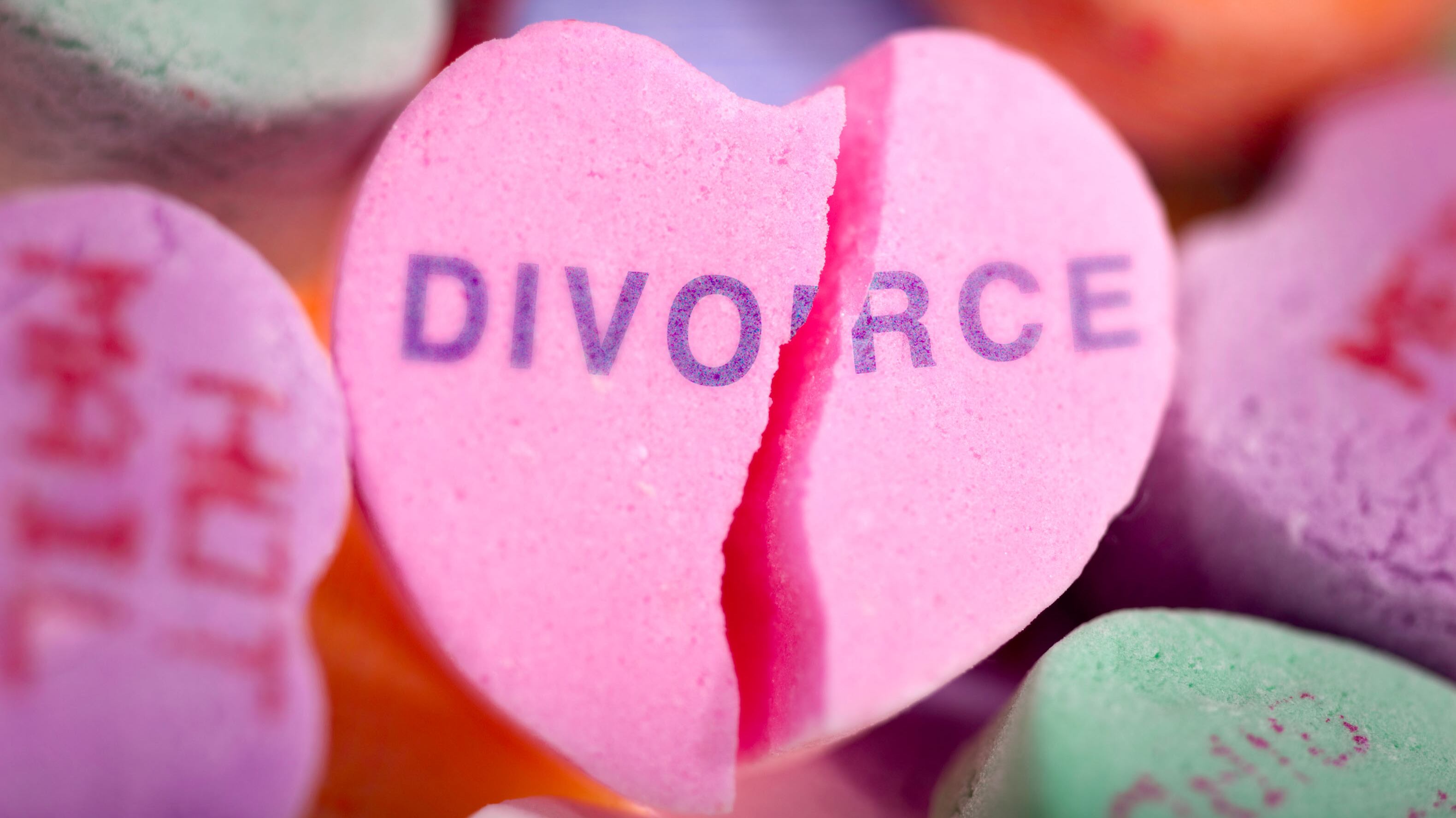 All'estero per divorziare: tempi rapidi e costi bassi