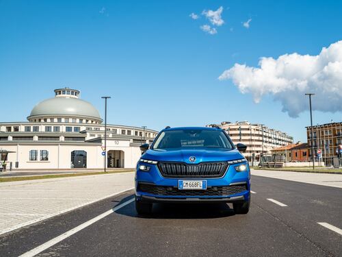 Skoda Kamiq Black Dots: prova su strada del SUV compatto fuori e spazioso dentro