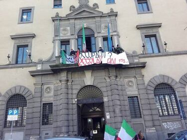 La protesta dell'estrema destra al fianco dei senza casa italiani 4