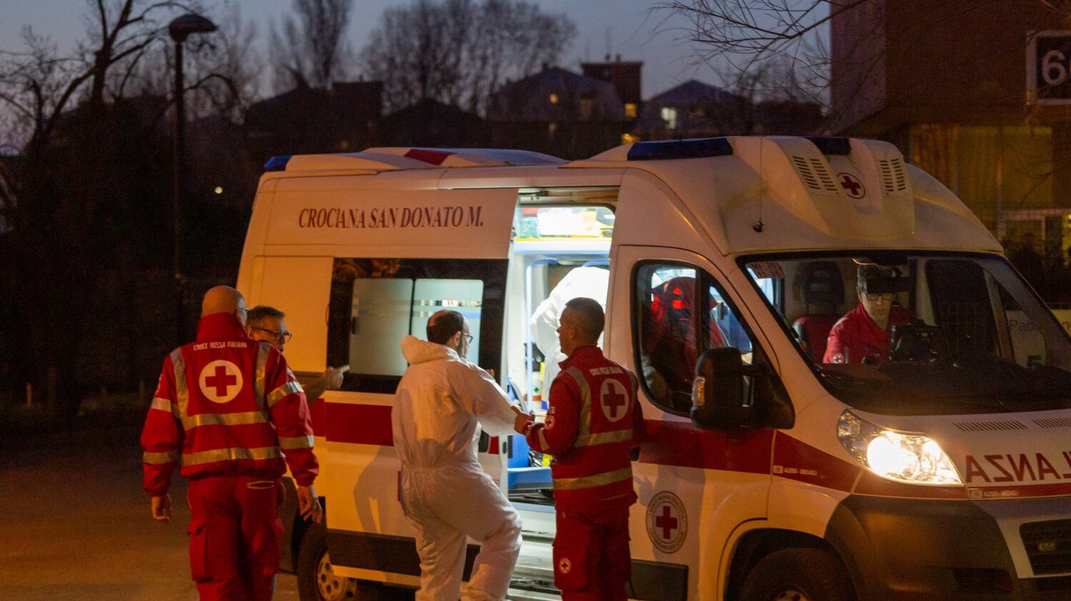 Coronavirus, Comune di Cremona chiude le scuole. Modificato servizio treni nel Lodigiano