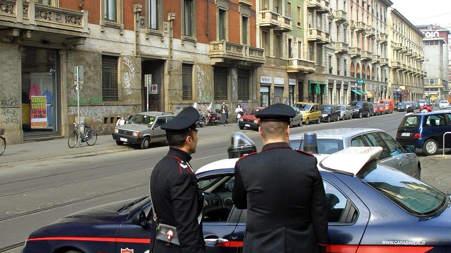 Sfrattato, va in Comune e minaccia di darsi fuoco
