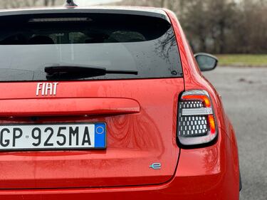 Fiat 600e: guarda la gallery del crossover elettrico 10
