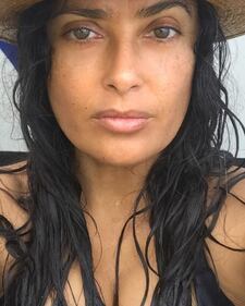 Salma Hayek  7