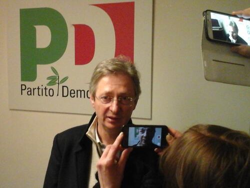 Casson vince le primarie del centrosinistra a Venezia. Battuti due renziani