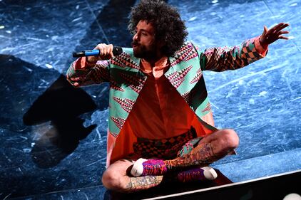 Look e stravaganze sul palco dell'Ariston 4