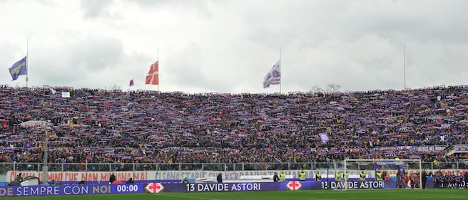 L'omaggio della Fiorentina a Davide Astori 2