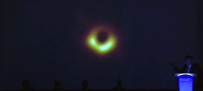 Ecco le prime immagini del buco nero 3