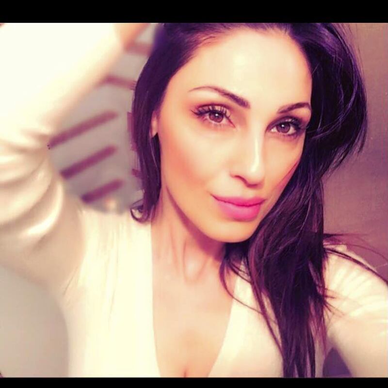Anna Tatangelo, sexy sui social: foto 14