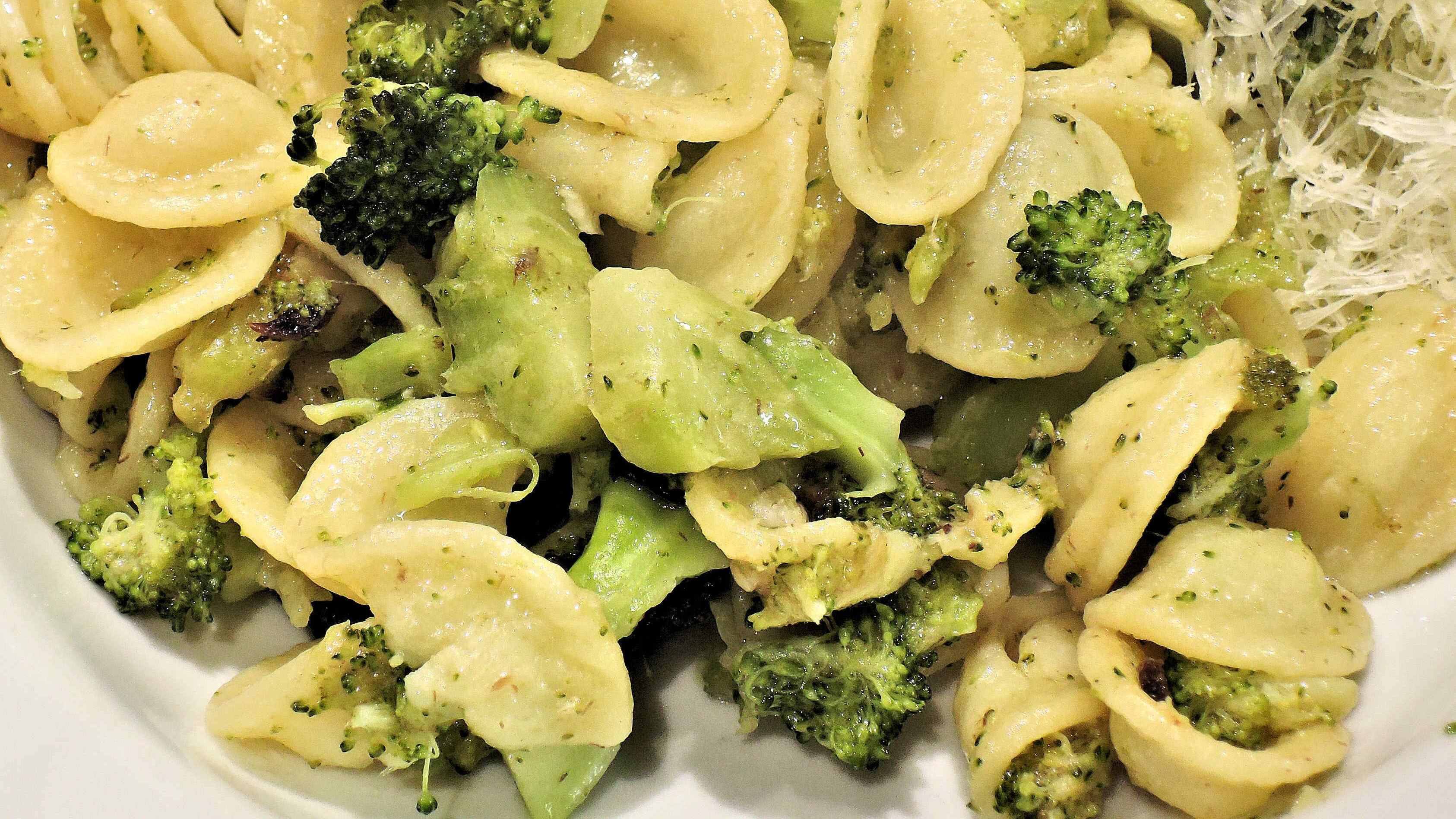 Orecchiette alle cime di rapa: tra miti e tradizioni della Puglia