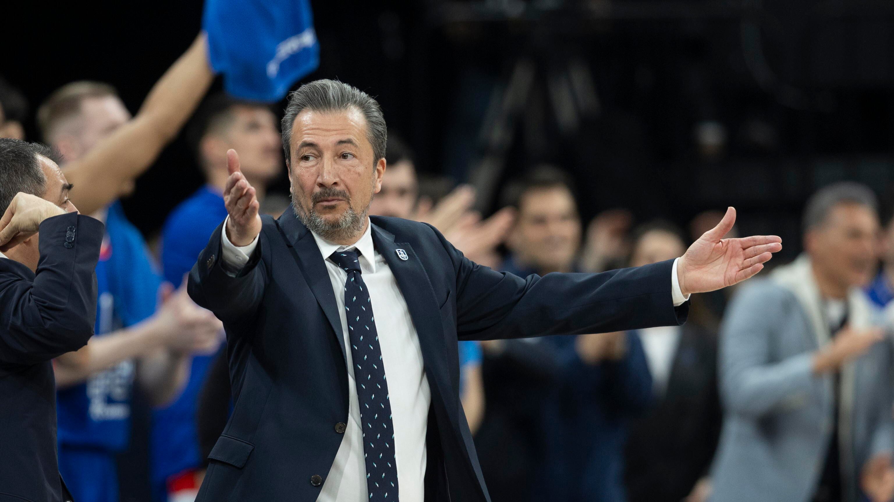 Banchi ct full time dell’Italbasket: "Obiettivo andare ai Mondiali"