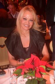 Pamela Anderson è raggiunte all'evento dedicato alla salvaguardia degli animali  6