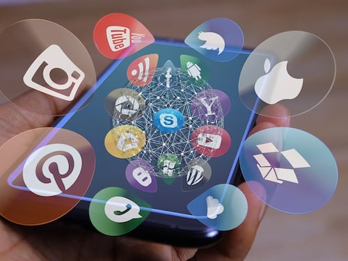Anno nuovo, nuovi social: così cambiano le piattaforme