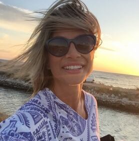 Maddalena Corvaglia, il bikini più esplosivo del Salento 9