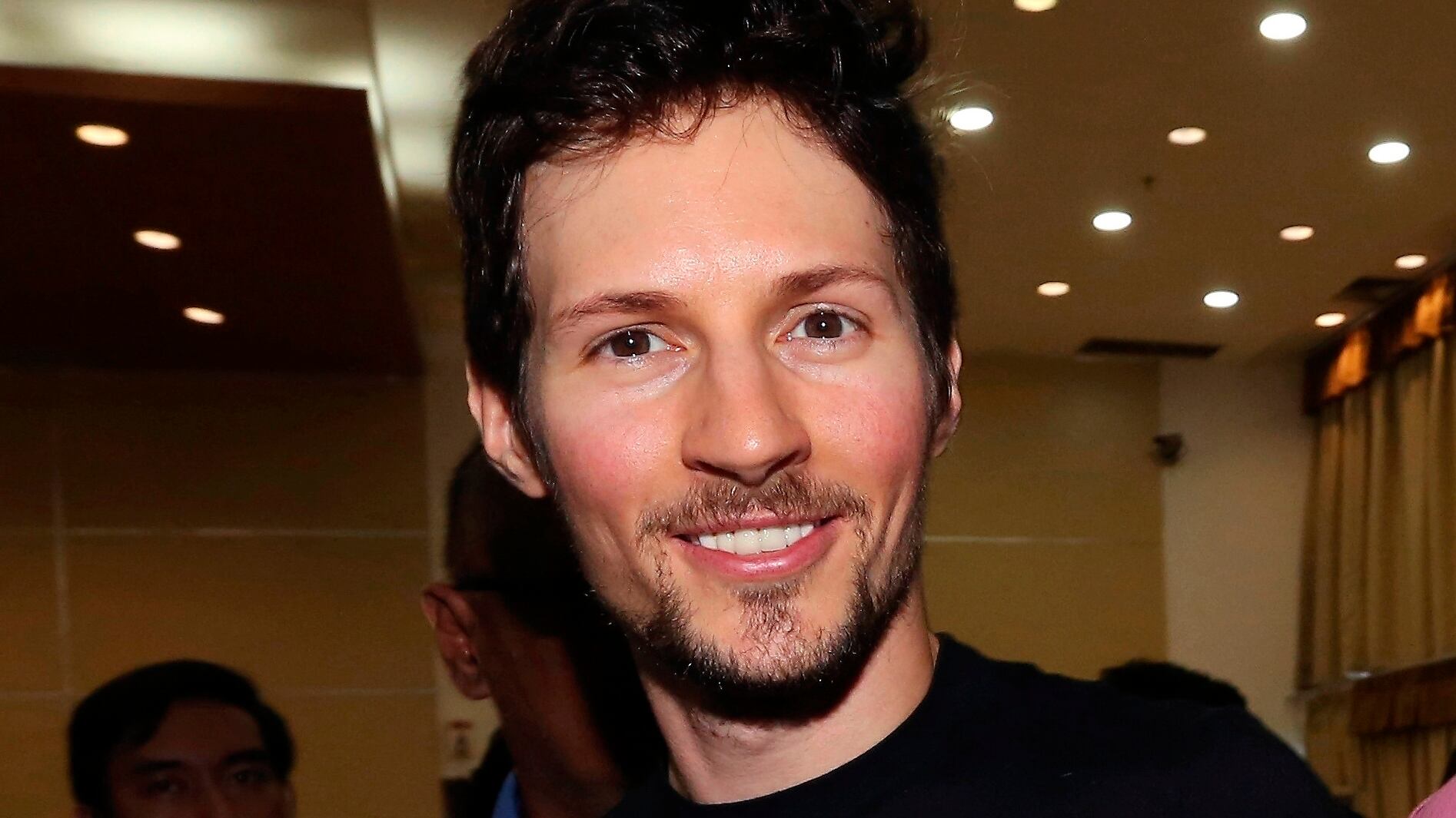 Telegram, Durov si piega: cederà i dati alle autorità