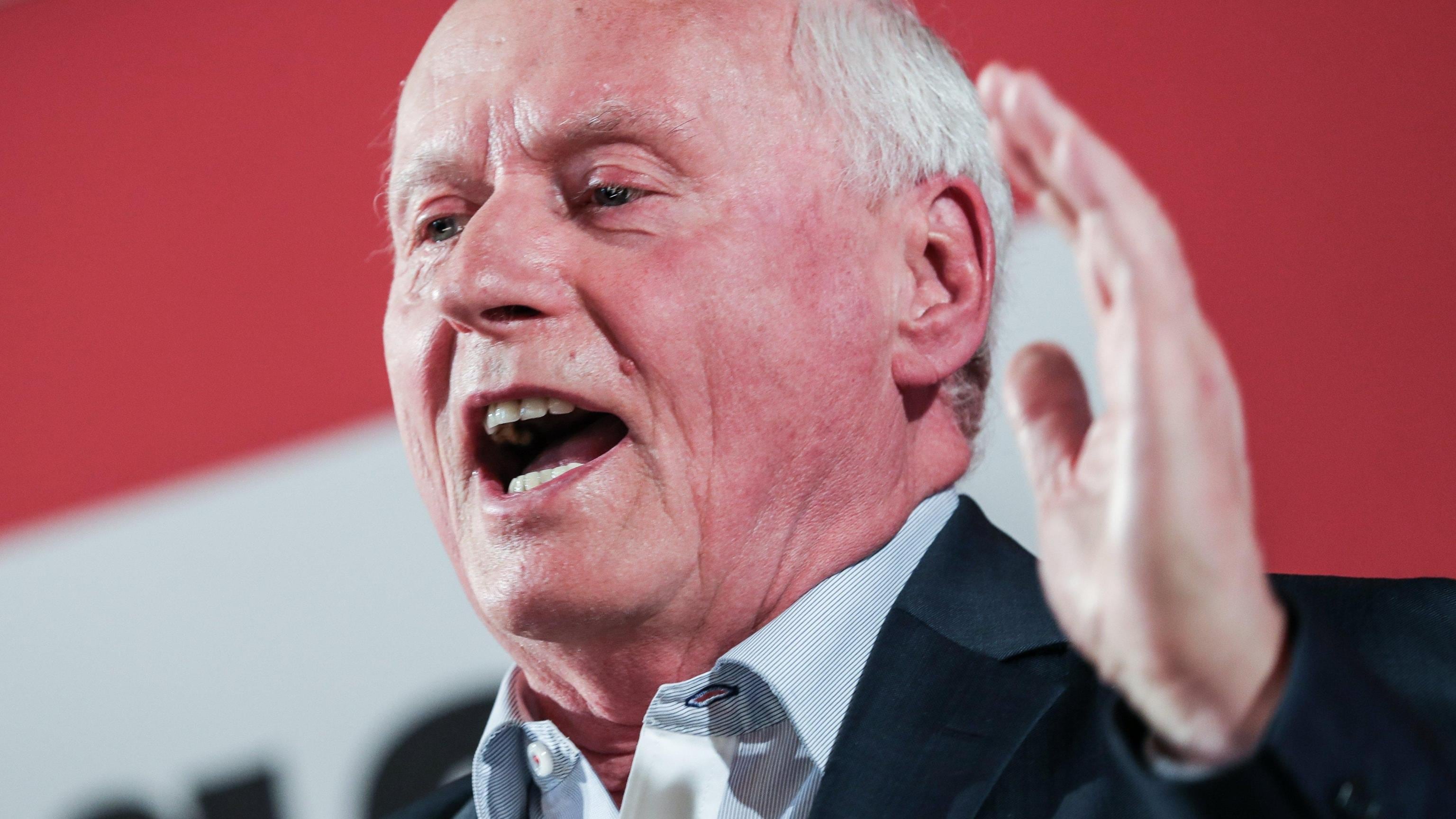 Mandò in pensione Kohl, ora Oskar Lafontaine si ritira da Linke
