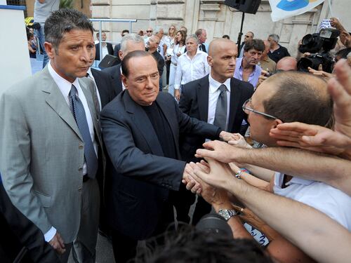 Berlusconi aspetta il Quirinale. Spunta l'idea del lodo Sallusti