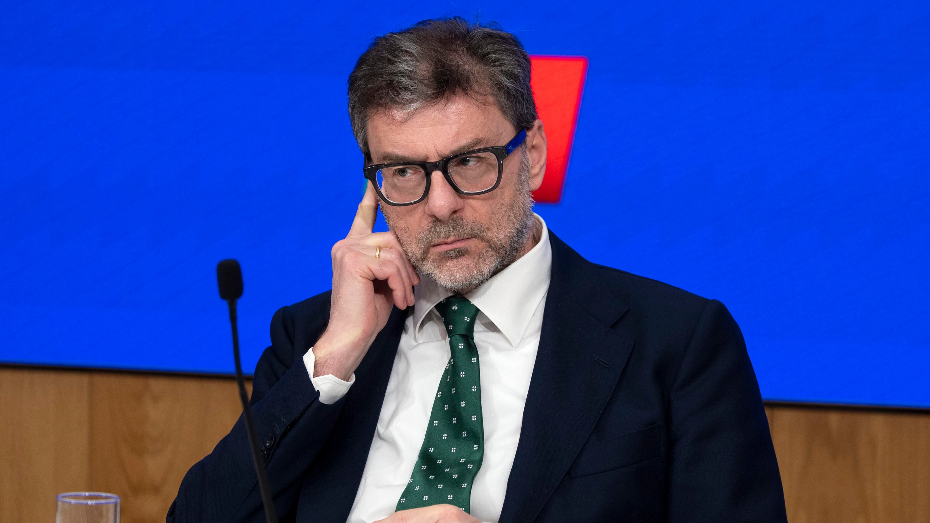 "Incontro costruttivo". Giorgetti a Washington incontra Bessent