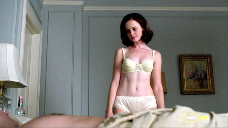 Alexis Bledel e Vincent Kartheiser in Mad Men, foto 8