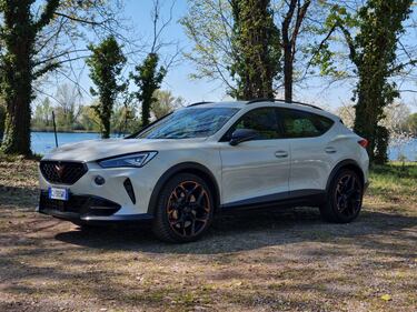 Cupra Formentor VZ5 Taiga Grey - La Prova  2