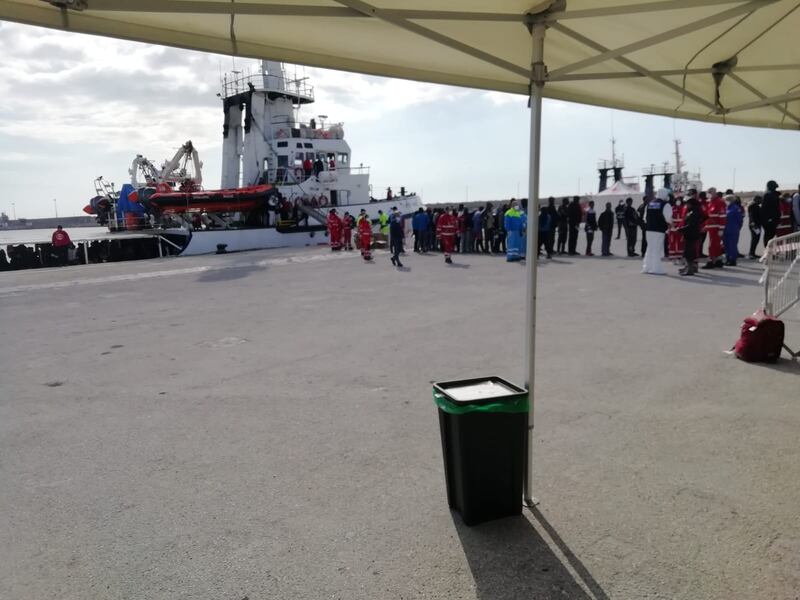 L'arrivo di Open Arms a Pozzallo 6