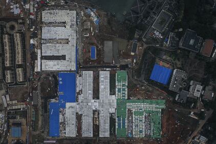 Le fasi della costruzione di Huoshenshan 2