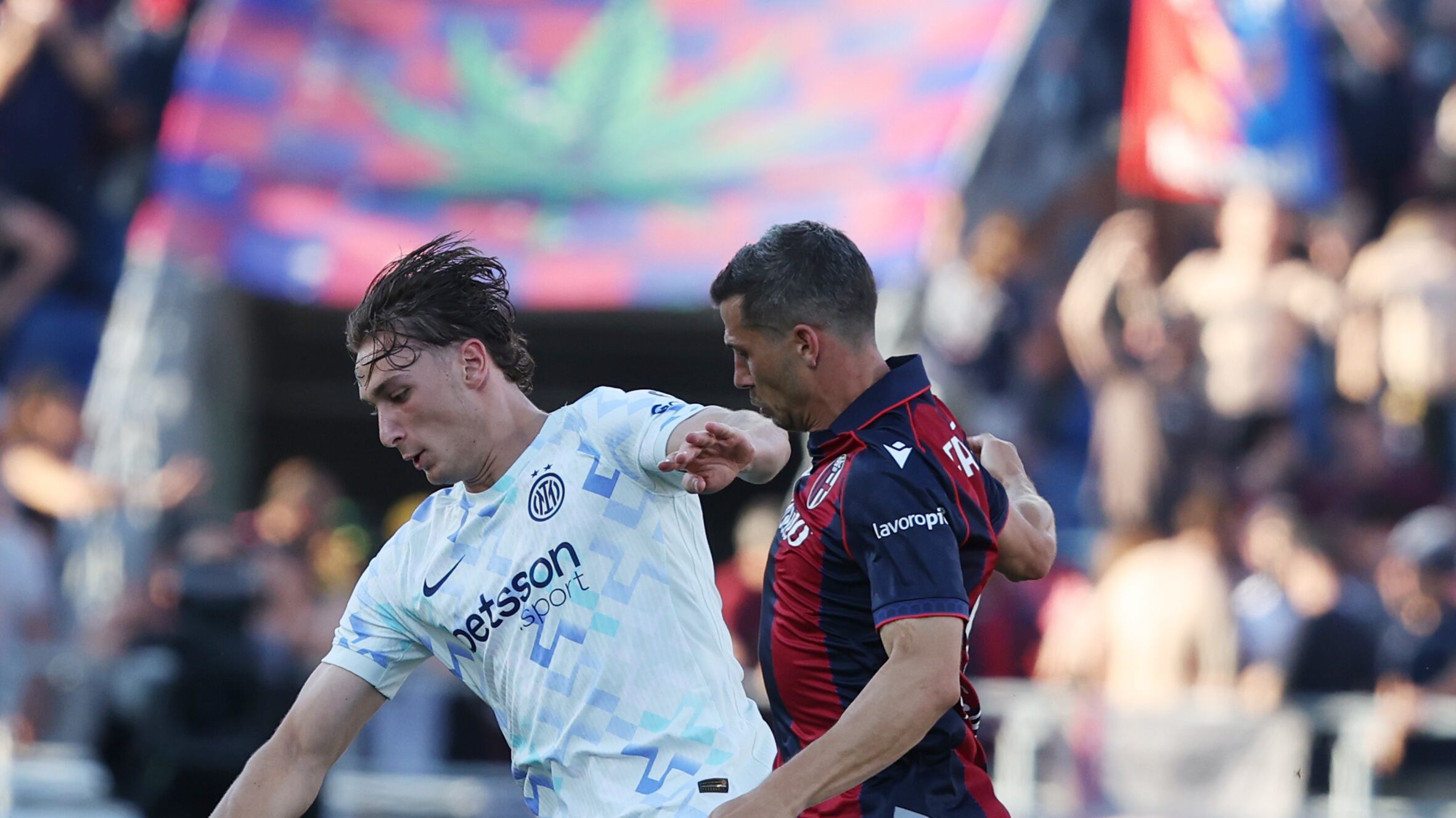 L’Inter chiude con un pareggio in rimonta contro il Bologna: pirotecnico 3-3 al Dall’Ara