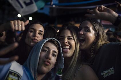 Il Napoli vince lo scudetto e la città impazzisce di gioia 12