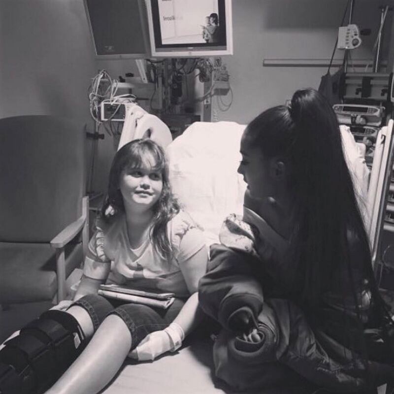Ariana Grande solidale per Manchester 8