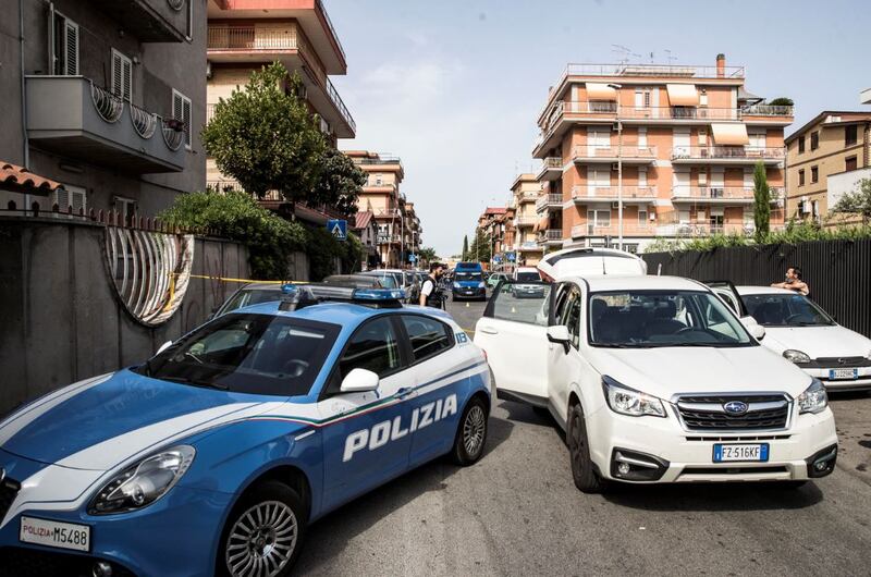 Preso d'assalto un portavalori a Roma, guardia giurata rimasta ferita 4