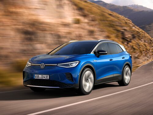 Volkswagen Golf, in futuro non sparirà ma diventerà 100% elettrica