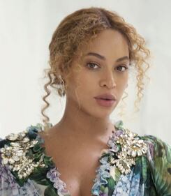 Beyonce, sexy mamma curvy: foto 12